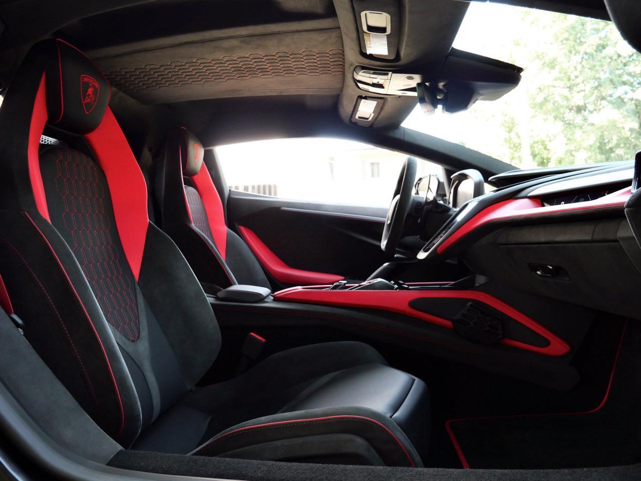 2024 Lamborghini Revuelto Base Base Lawrence KS
