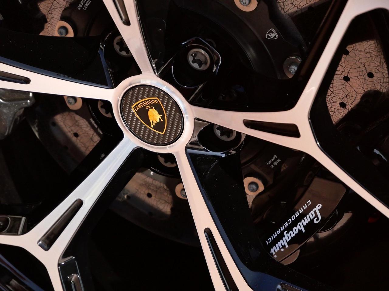 2024 Lamborghini Revuelto Base Base Lawrence KS