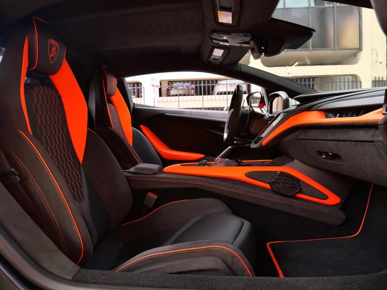 2024 Lamborghini Revuelto Base Base Lawrence KS