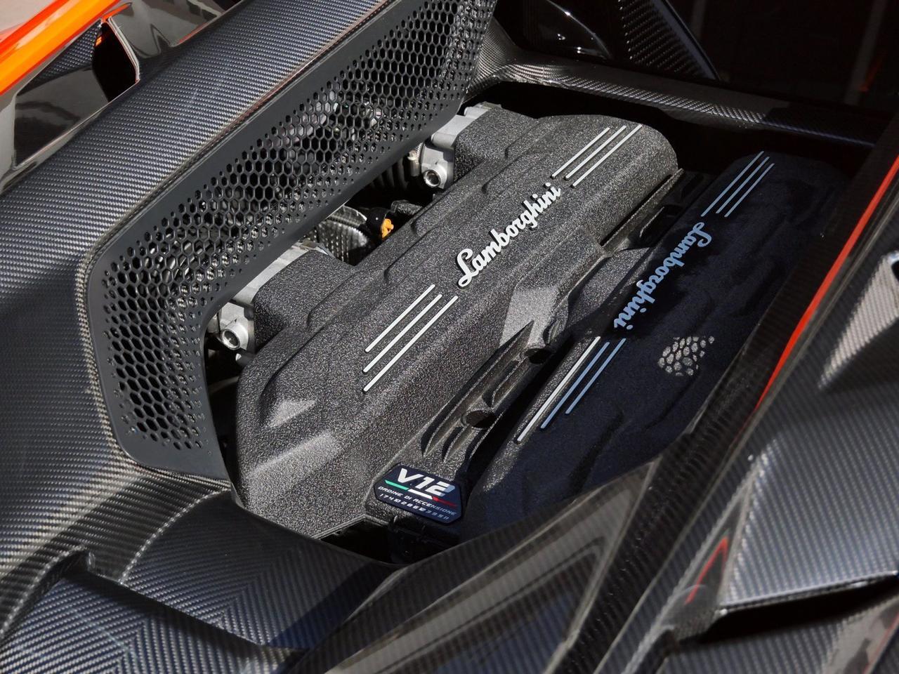 2024 Lamborghini Revuelto Base Base Lawrence KS