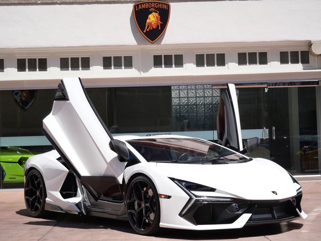 2024 Lamborghini Revuelto Base Base Lawrence KS