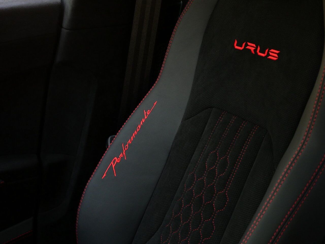 2024 Lamborghini Urus Performante Lawrence KS