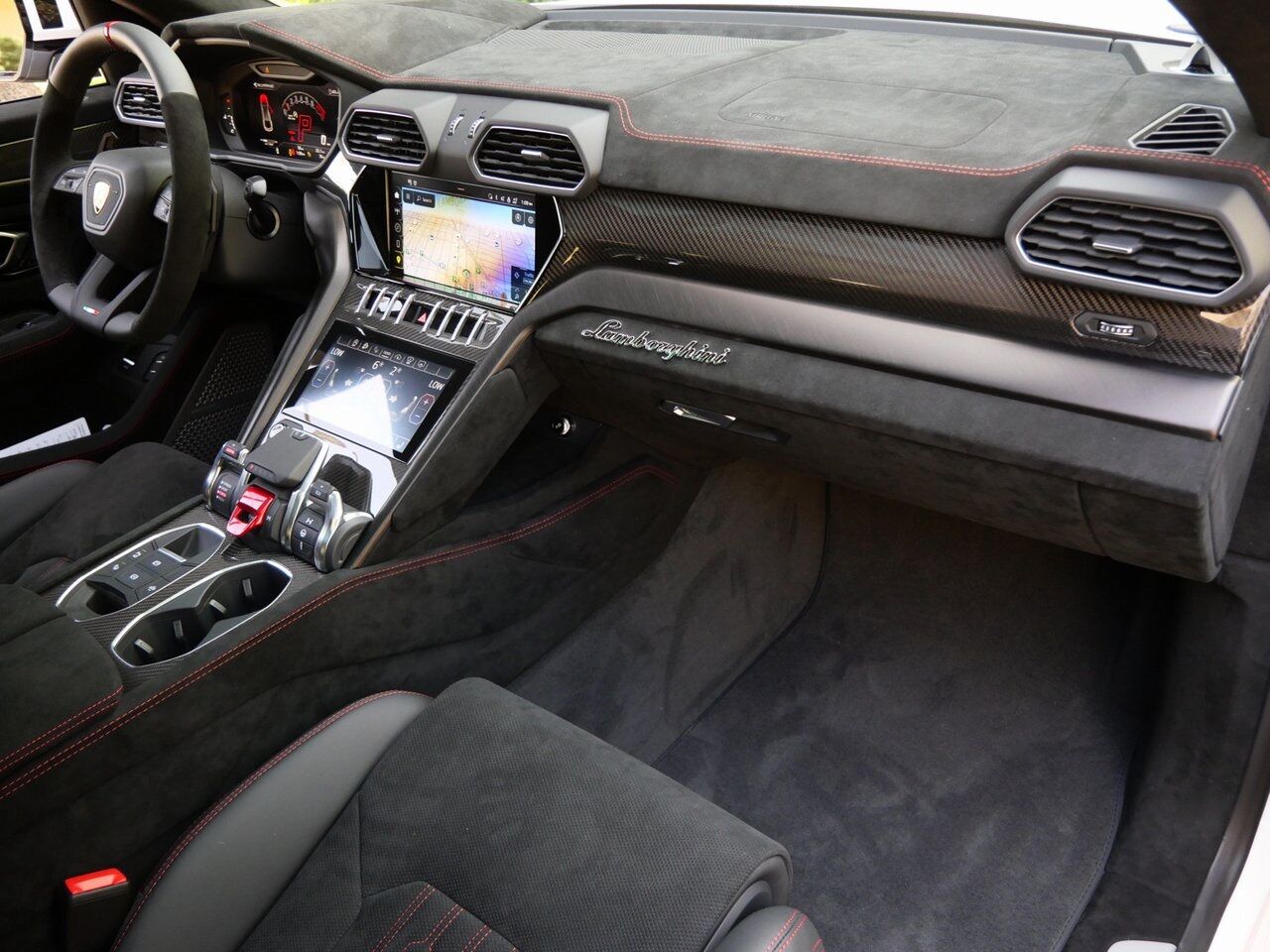 2024 Lamborghini Urus Performante Lawrence KS