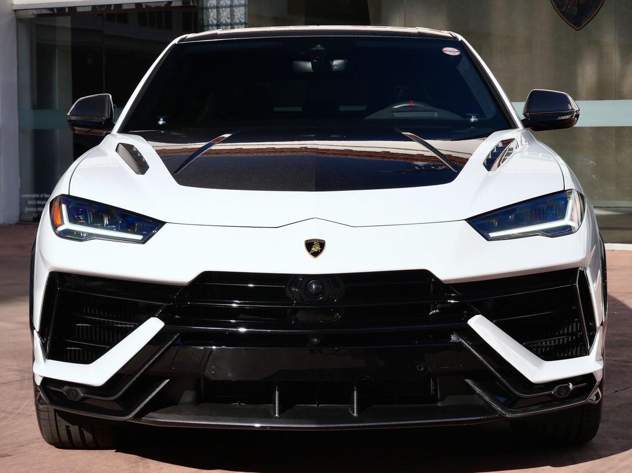 2024 Lamborghini Urus Performante Performante