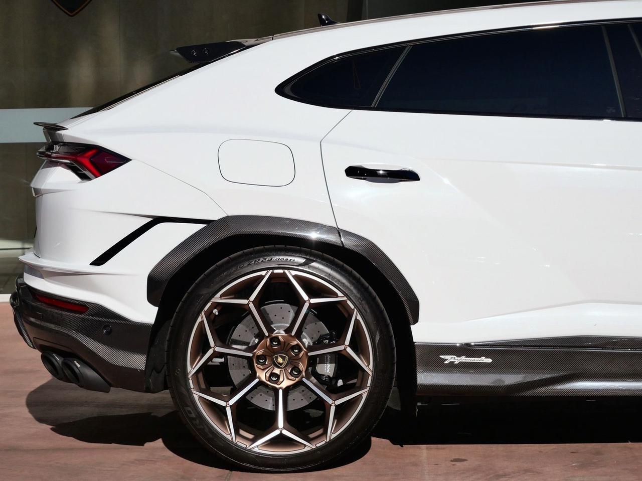 2024 Lamborghini Urus Performante Performante Lawrence KS