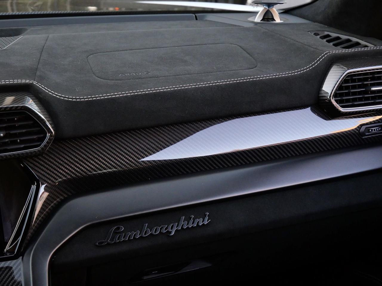 2024 Lamborghini Urus Performante Performante Lawrence KS