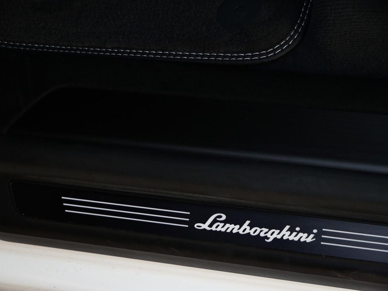 2024 Lamborghini Urus Performante Performante Lawrence KS