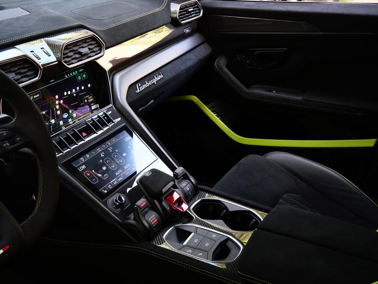 2024 Lamborghini Urus Performante Performante Lawrence KS