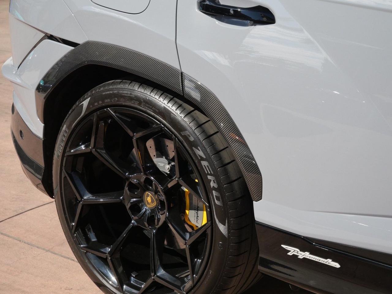 2024 Lamborghini Urus Performante Performante Lawrence KS