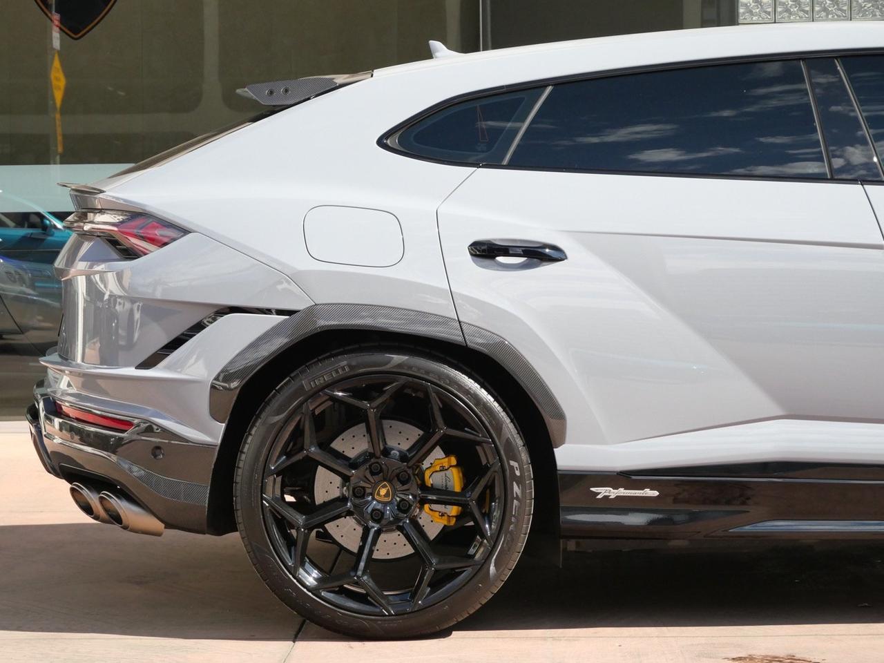2024 Lamborghini Urus Performante Performante Lawrence KS