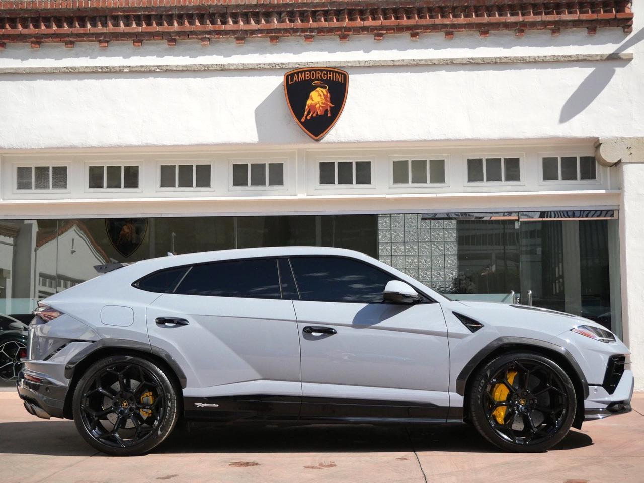 2024 Lamborghini Urus Performante Performante