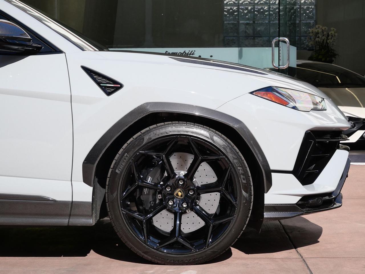 2024 Lamborghini Urus Performante Performante Lawrence KS