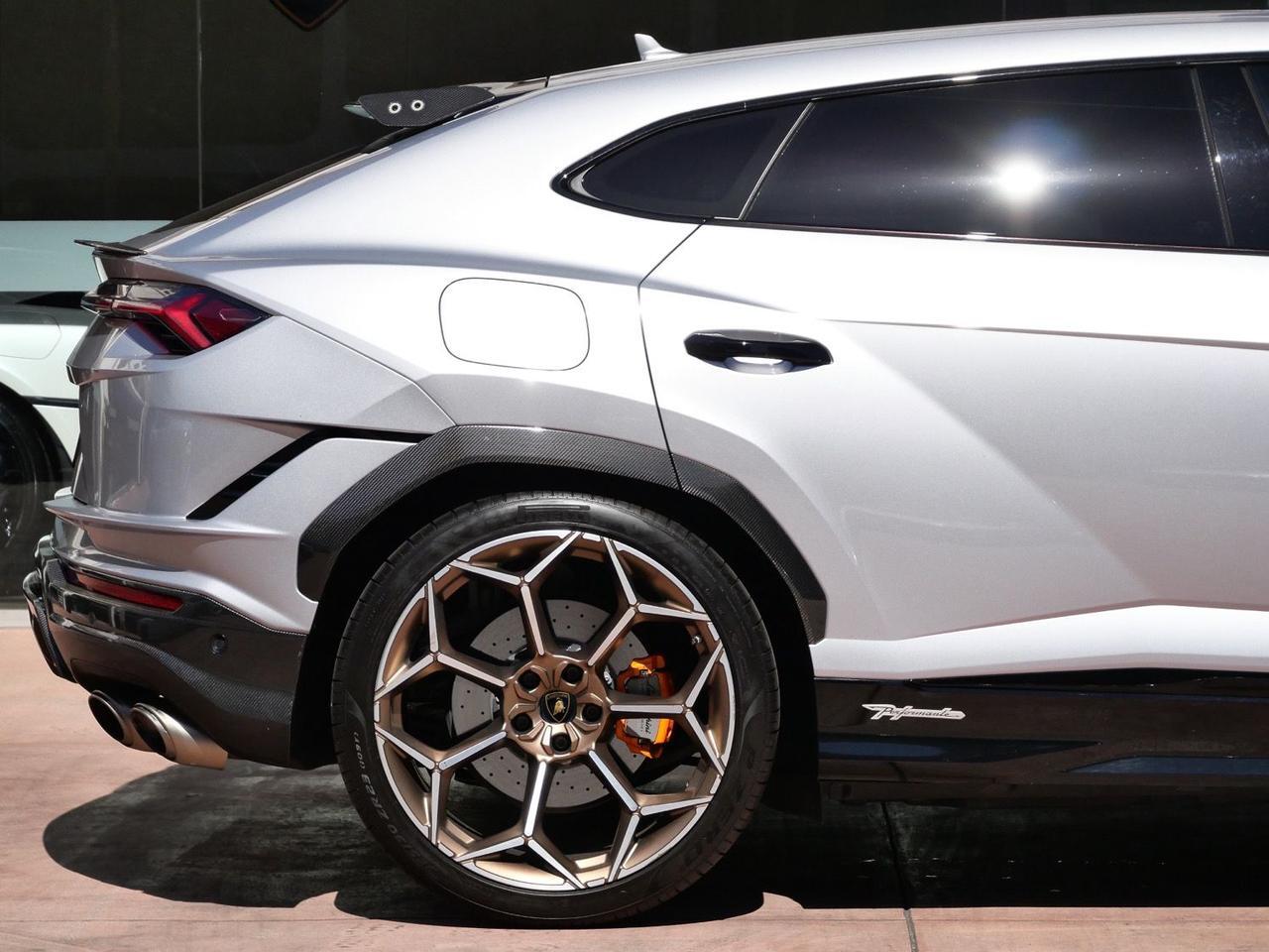 2024 Lamborghini Urus Performante Performante Lawrence KS