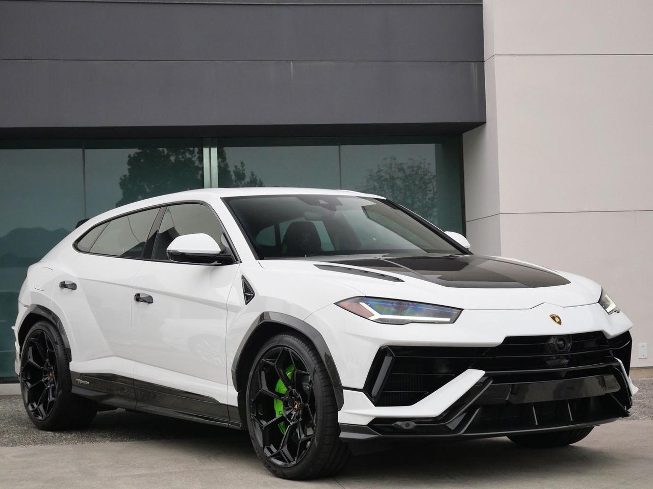 2024 Lamborghini Urus Performante Performante