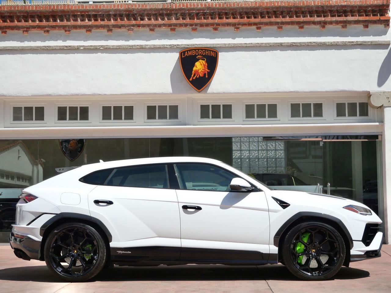 2024 Lamborghini Urus Performante Performante