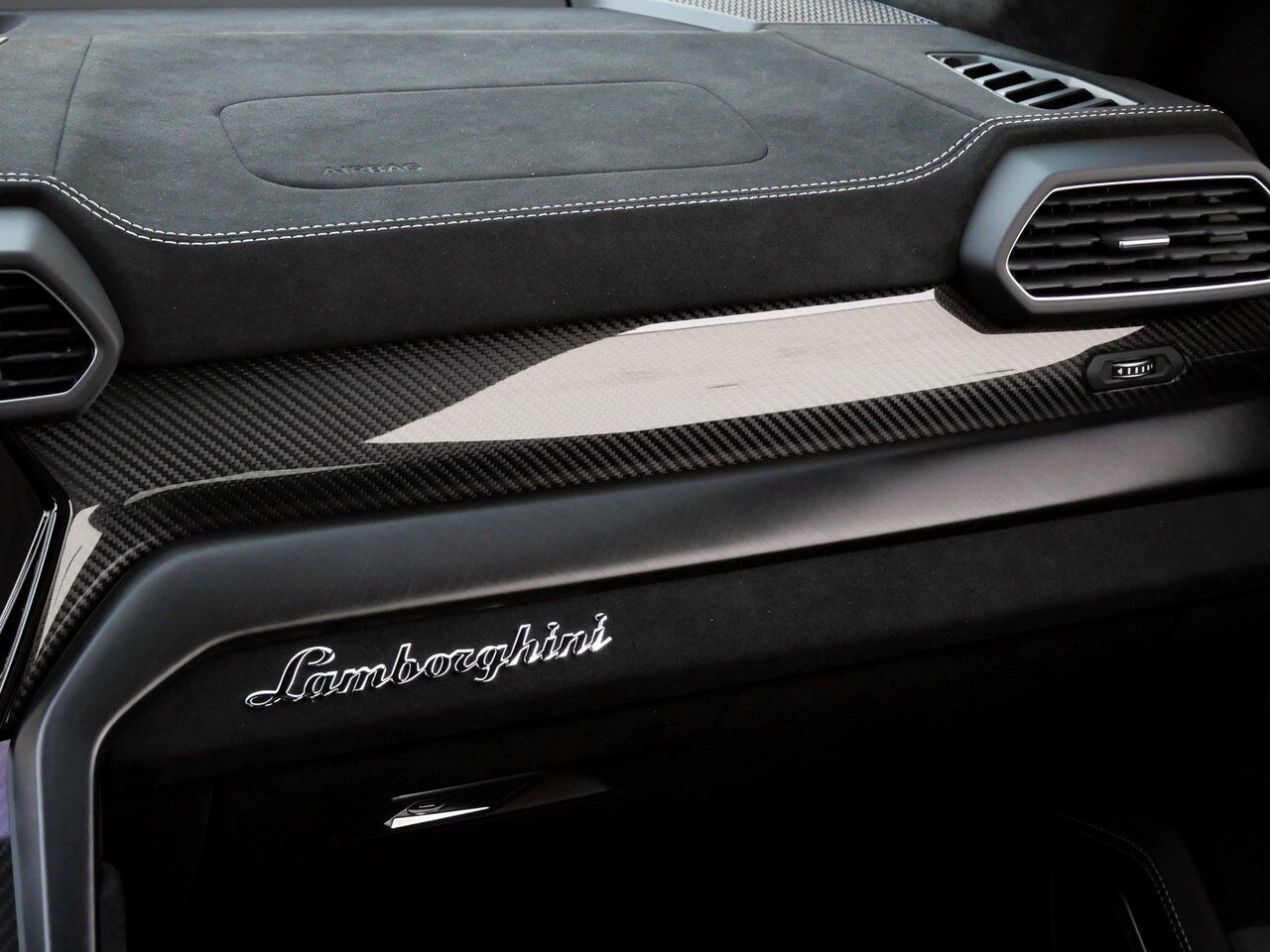2024 Lamborghini Urus Performante Performante Lawrence KS