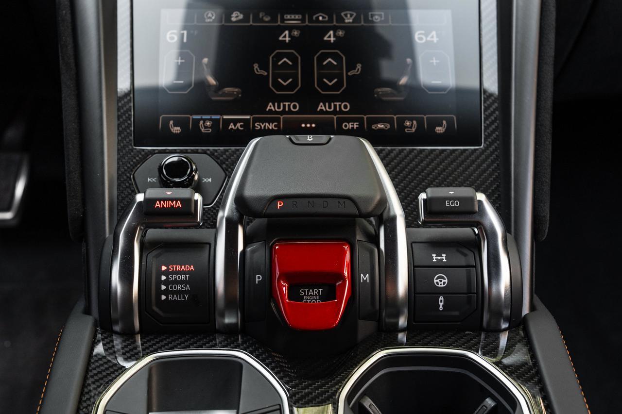 2024 Lamborghini Urus Performante Performante Lawrence KS