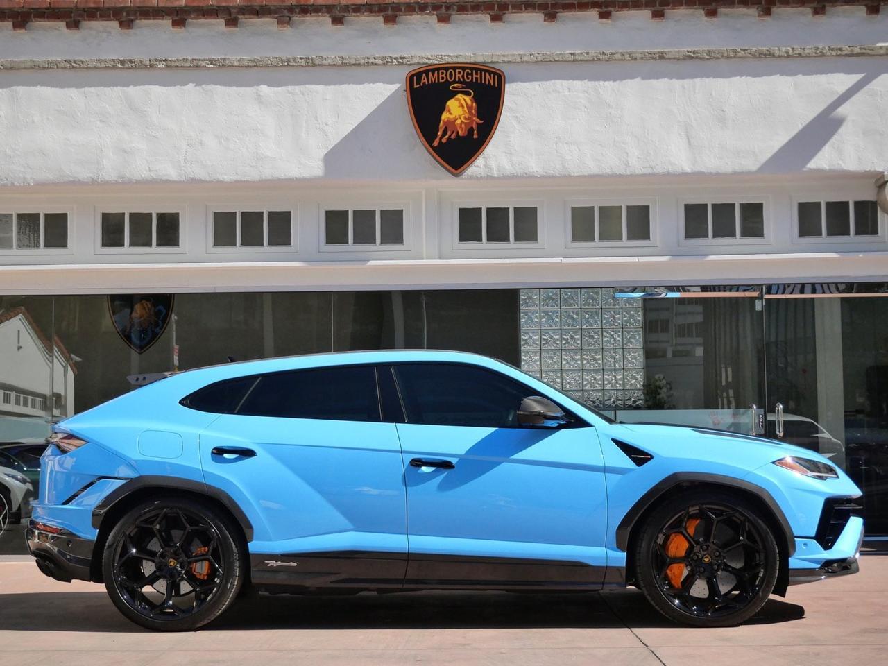 2024 Lamborghini Urus Performante Performante