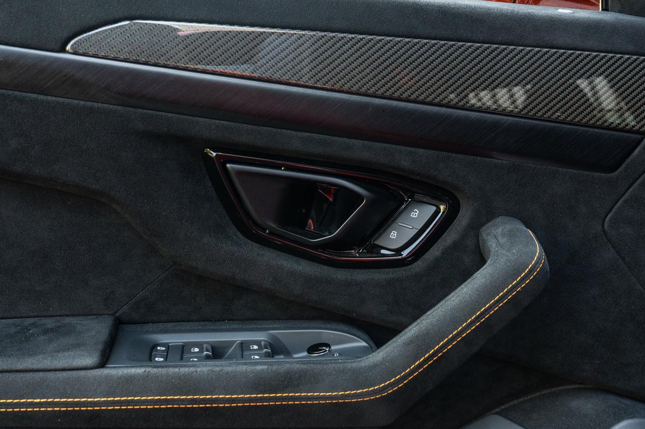 2024 Lamborghini Urus Performante Performante Lawrence KS