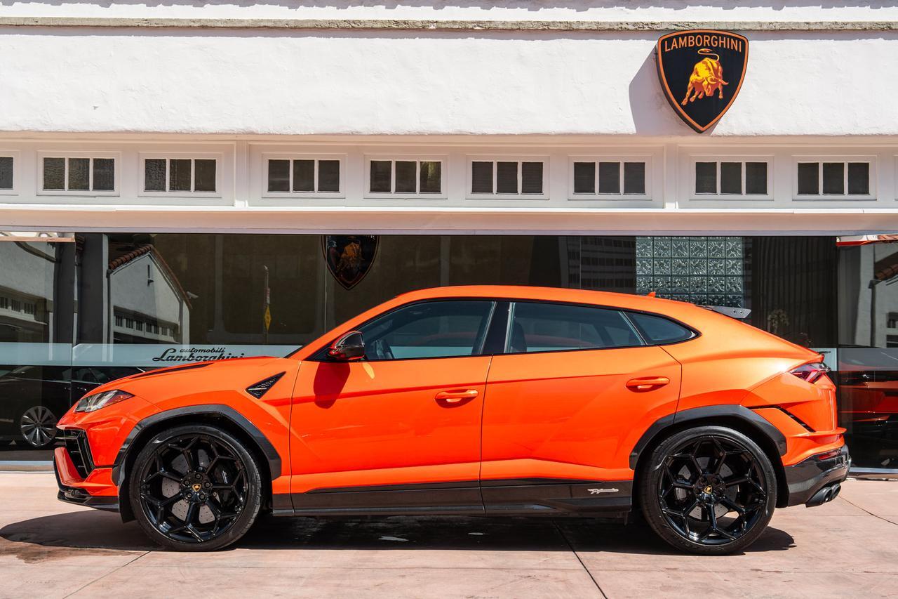 2024 Lamborghini Urus Performante Performante Lawrence KS