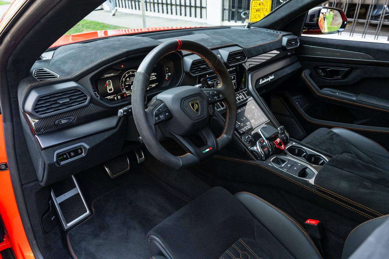 2024 Lamborghini Urus Performante Performante Lawrence KS