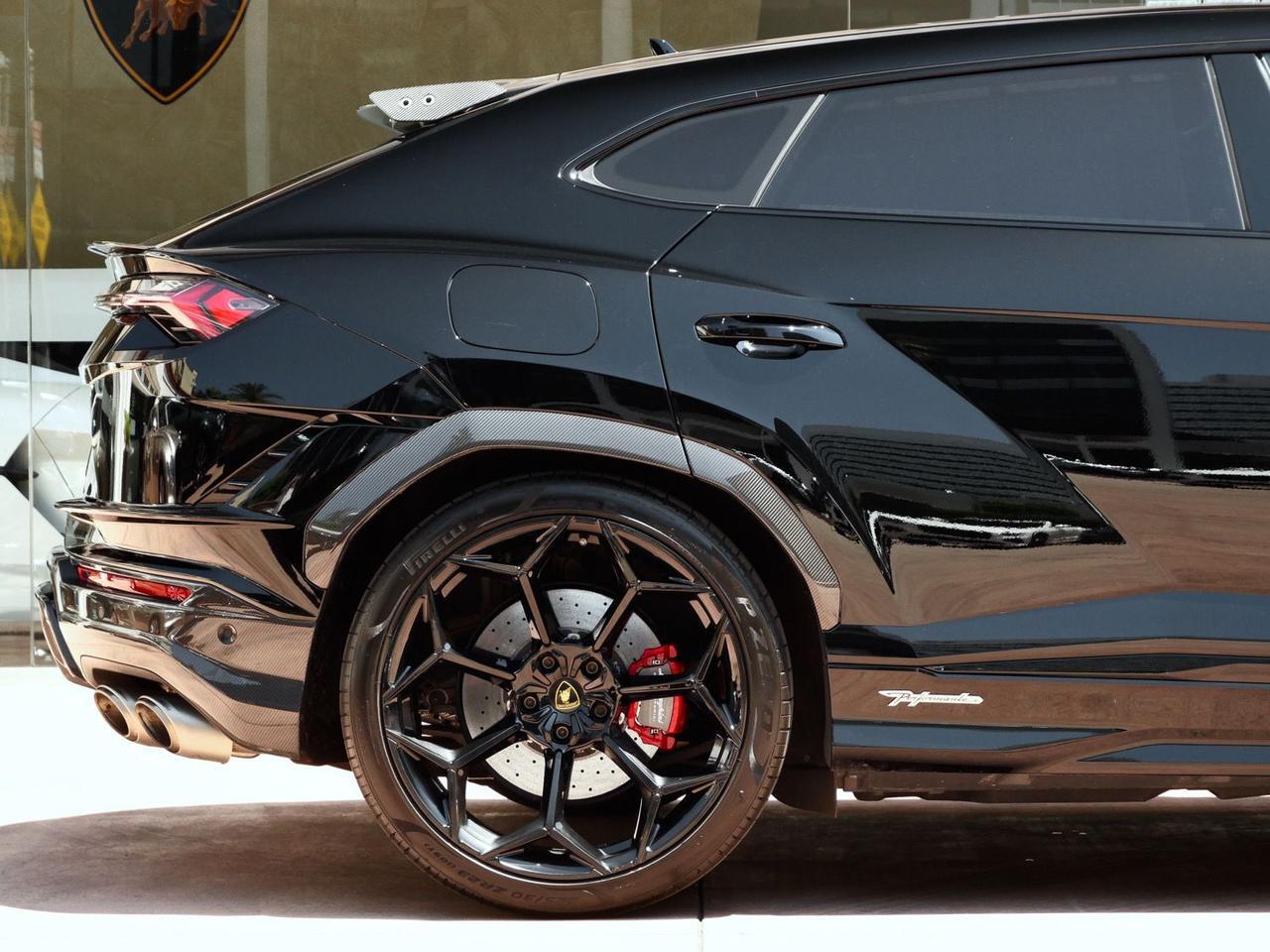 2024 Lamborghini Urus Performante Performante Lawrence KS
