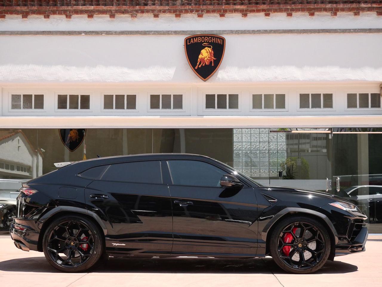 2024 Lamborghini Urus Performante Performante