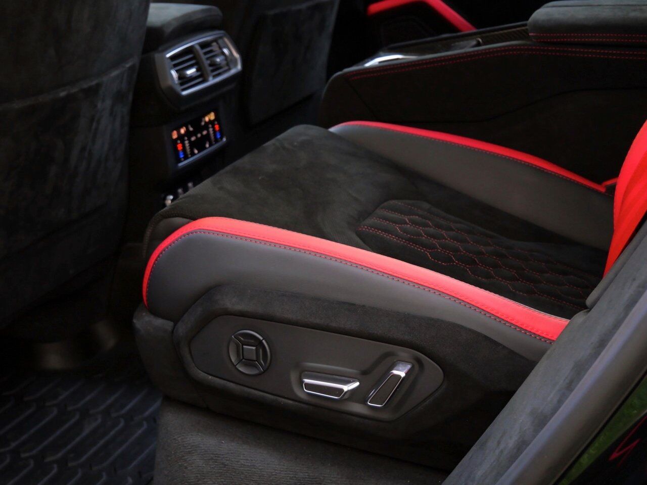 2024 Lamborghini Urus Performante Performante Lawrence KS
