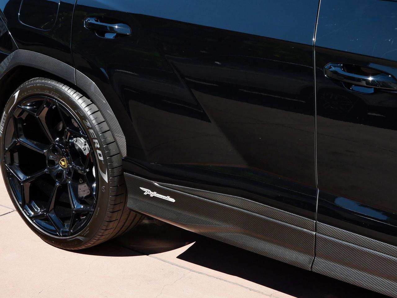 2024 Lamborghini Urus Performante Performante Lawrence KS