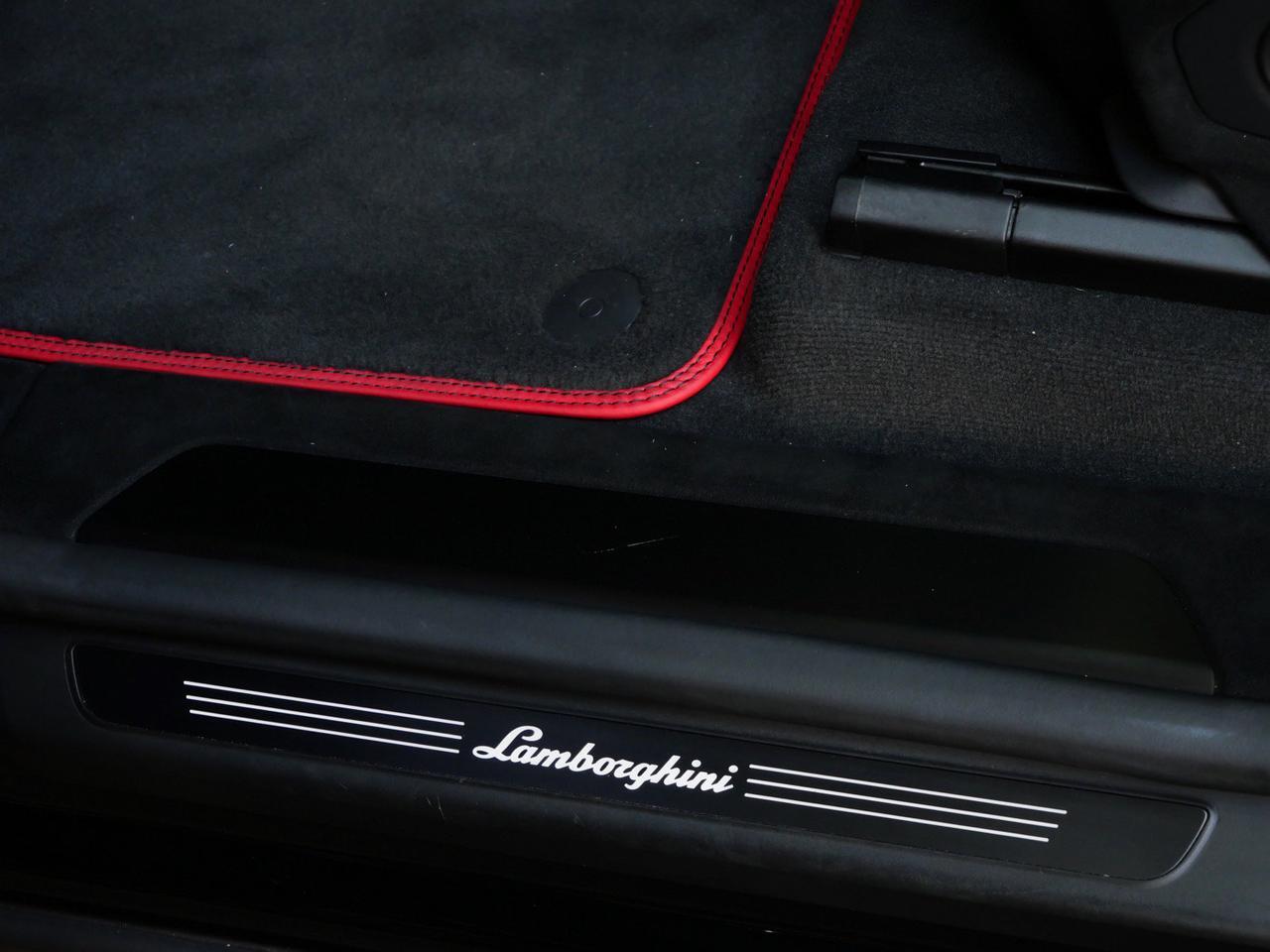 2024 Lamborghini Urus Performante Performante Lawrence KS