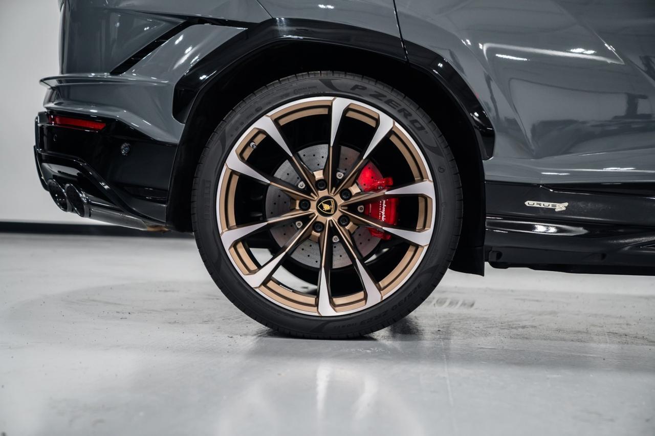 2024 Lamborghini Urus S Charlotte NC 2024 Lamborghini Urus S Charlotte NC