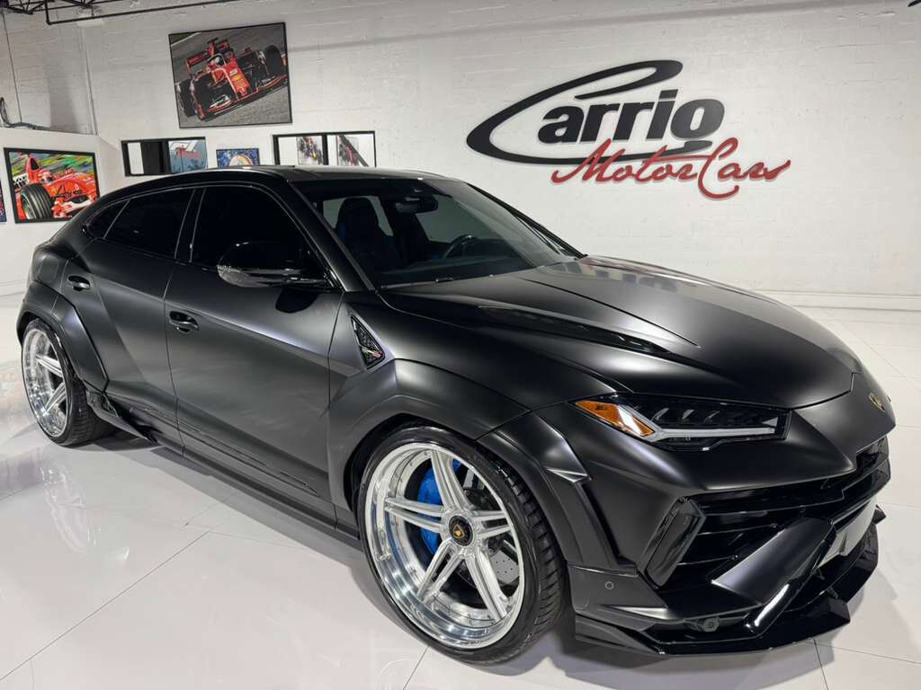 2024 Lamborghini Urus S