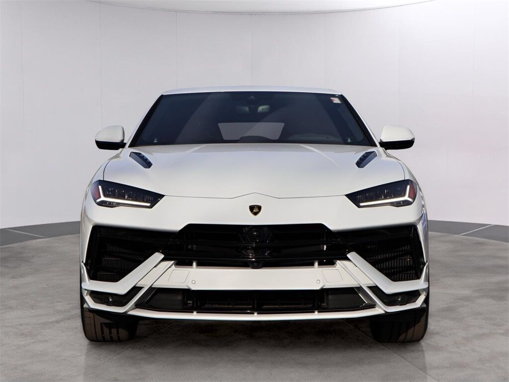 2024 Lamborghini Urus S