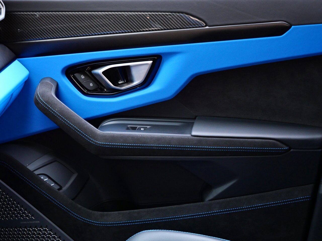 2024 Lamborghini Urus S S Lawrence KS