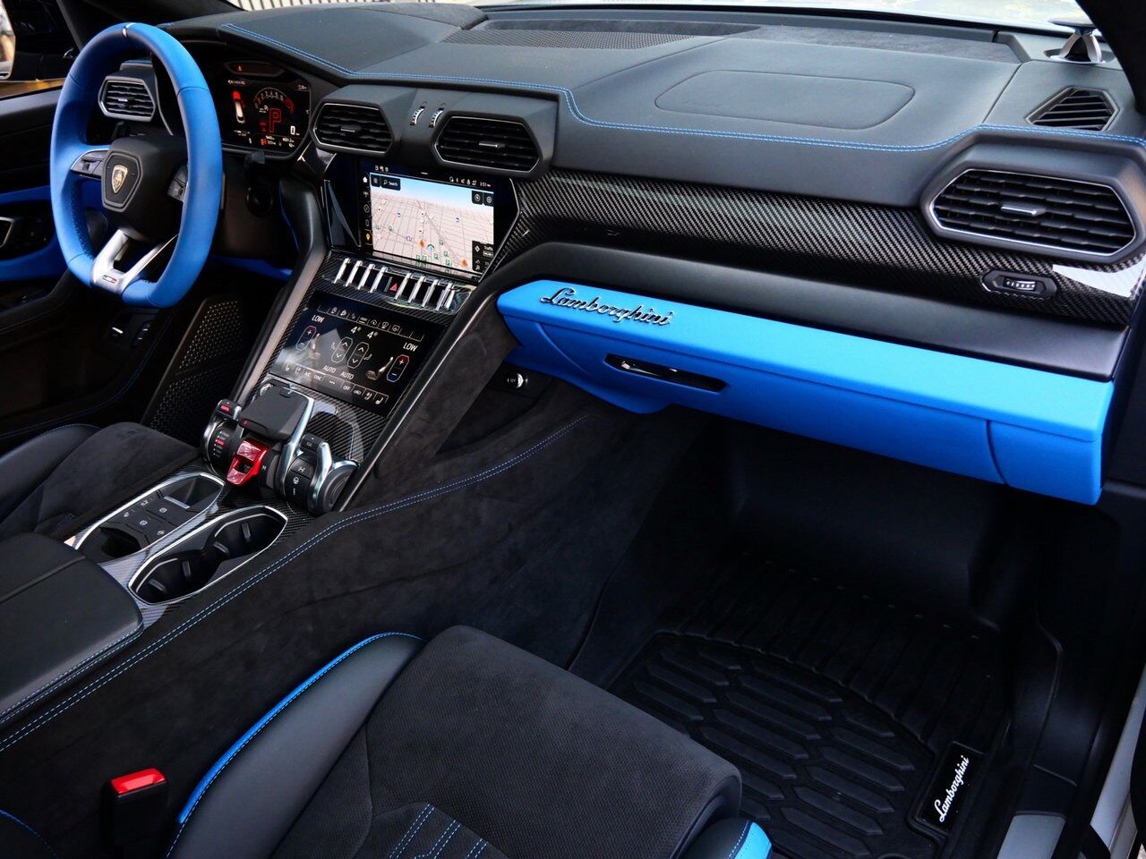 2024 Lamborghini Urus S S Lawrence KS