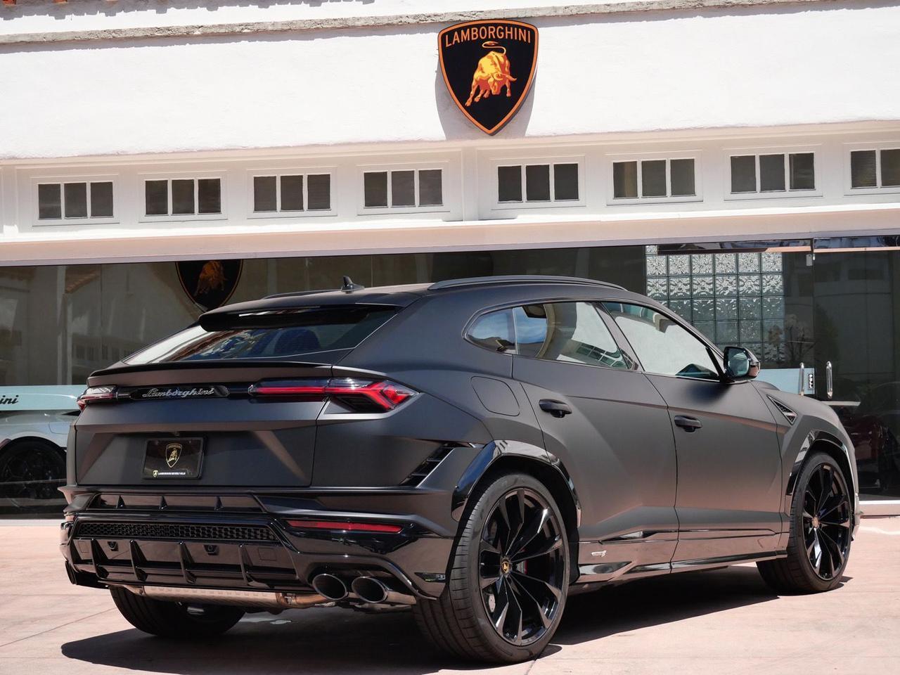 2024 Lamborghini Urus S S Lawrence KS