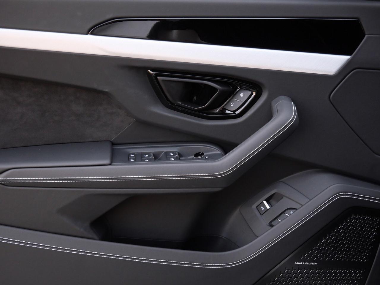 2024 Lamborghini Urus S S Lawrence KS