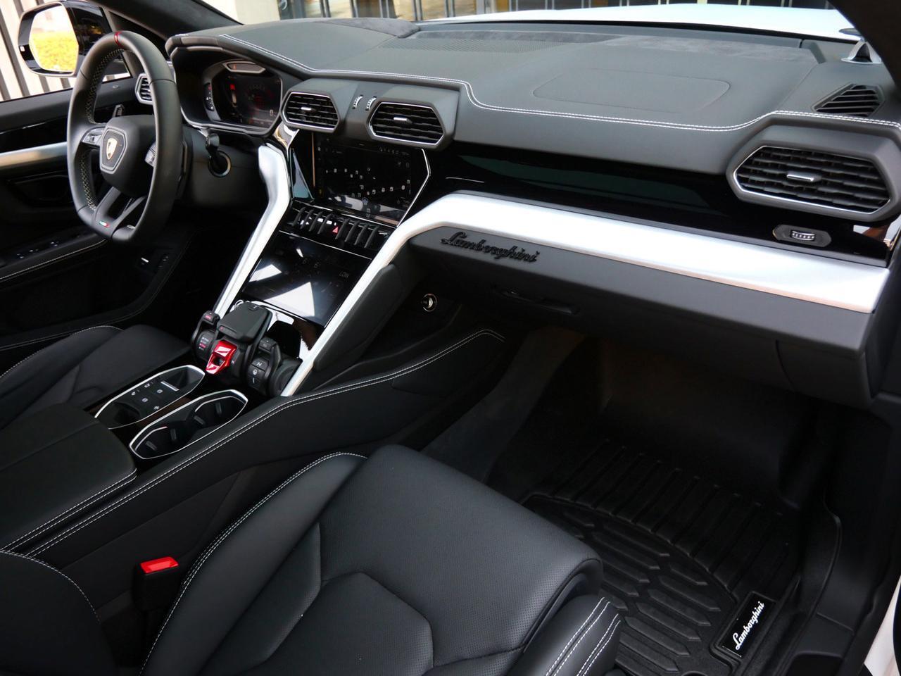 2024 Lamborghini Urus S S Lawrence KS