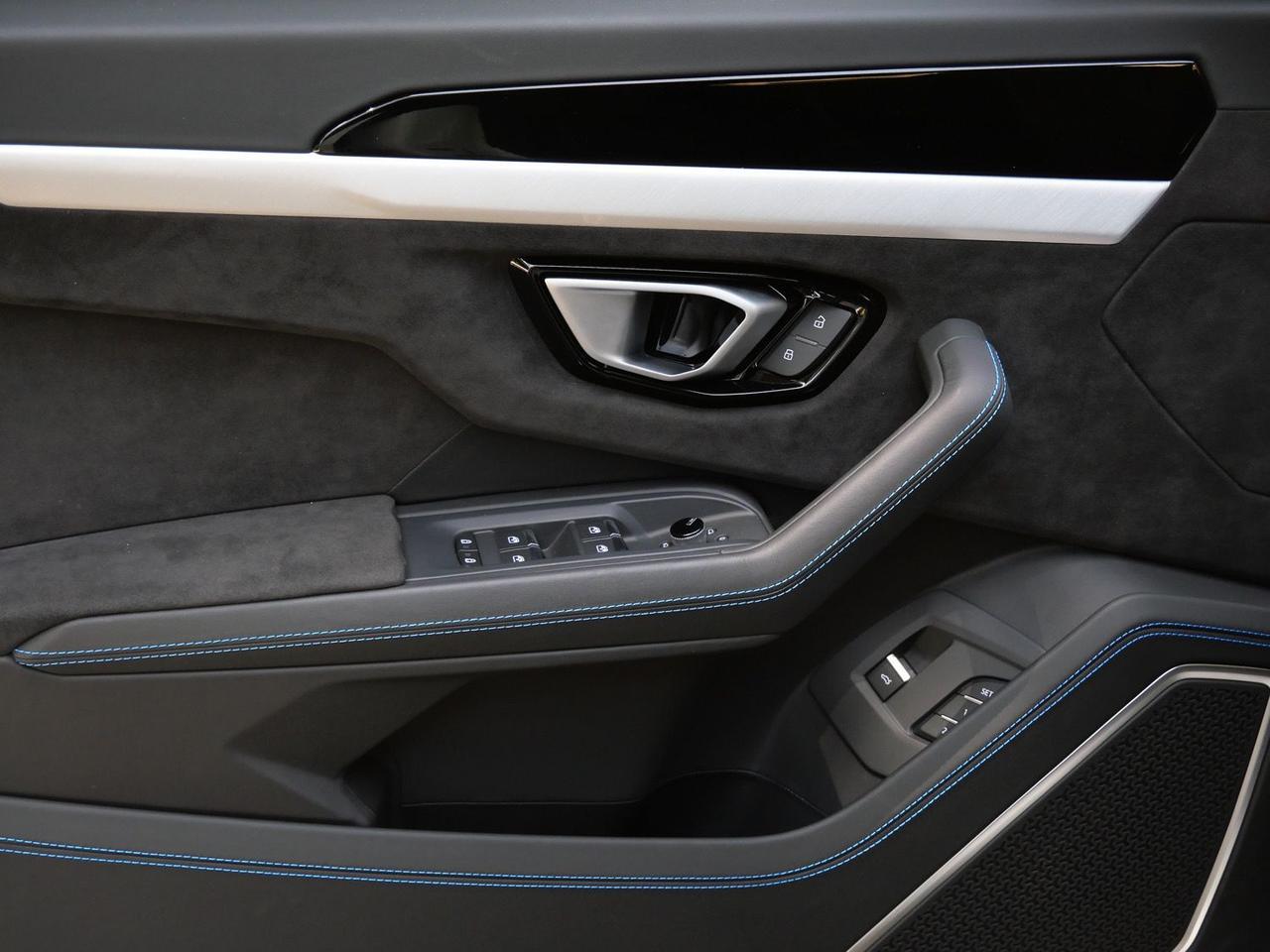 2024 Lamborghini Urus S S Lawrence KS