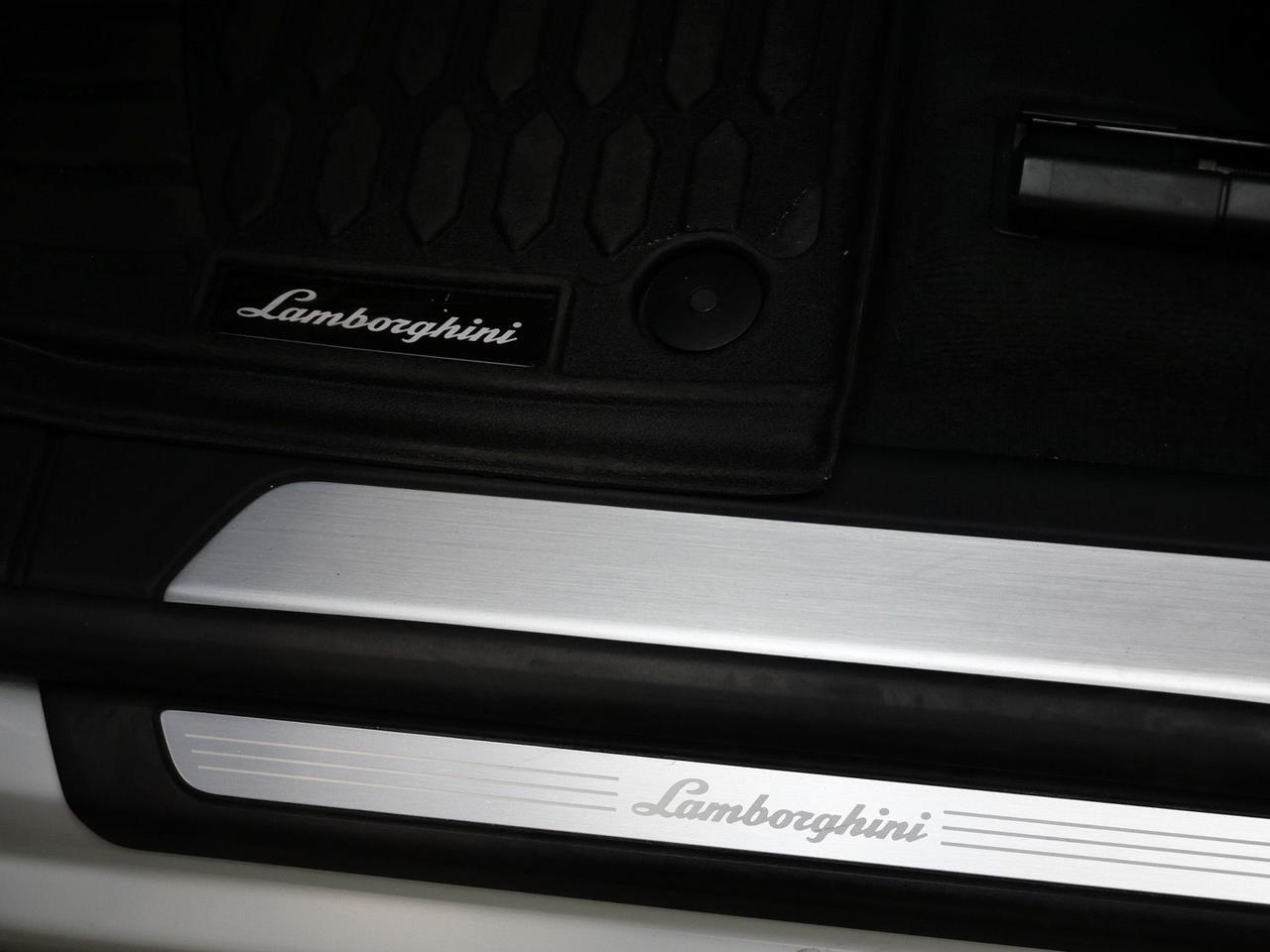 2024 Lamborghini Urus S S Lawrence KS