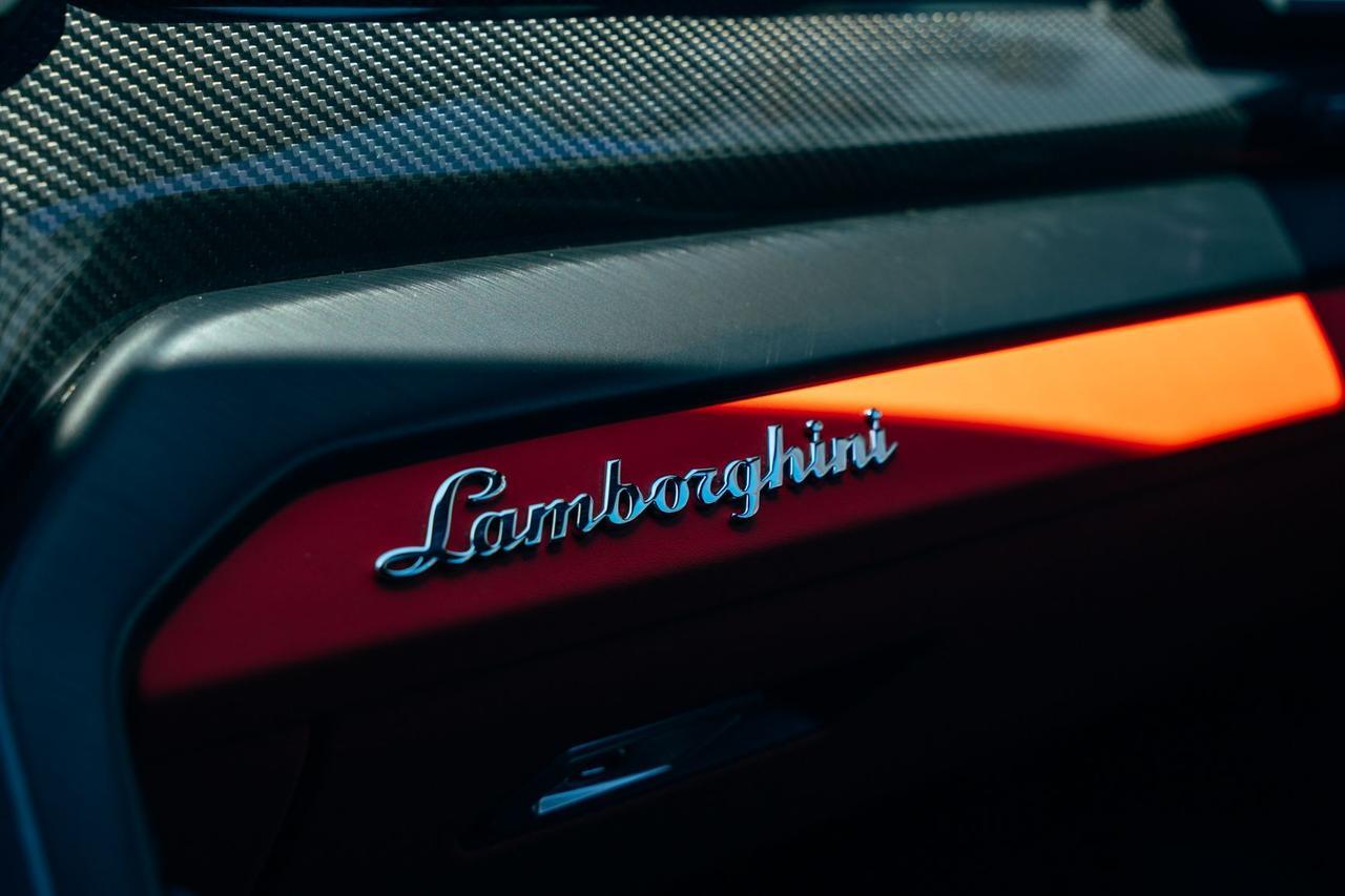 2024 Lamborghini Urus S S Lawrence KS