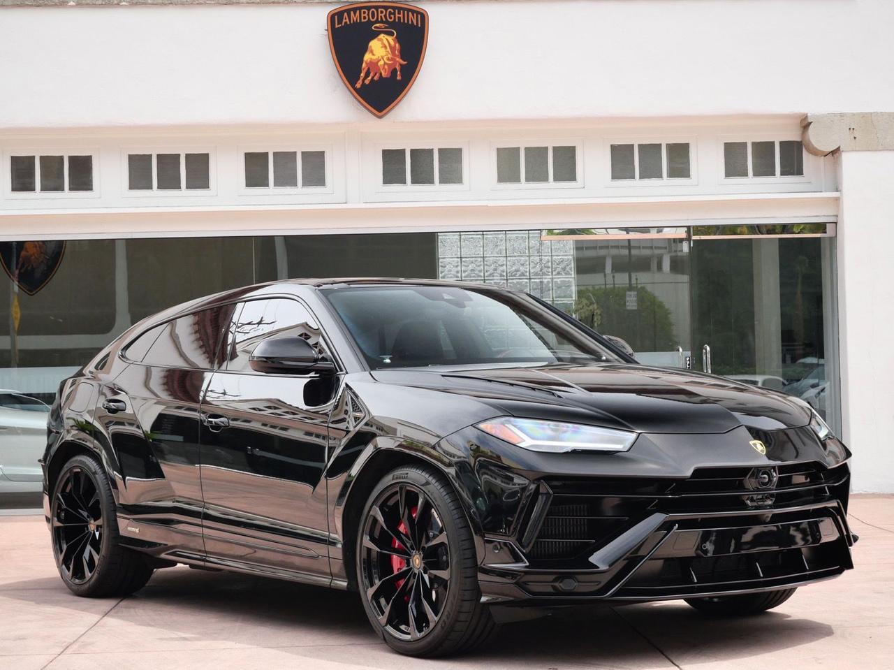 2024 Lamborghini Urus S