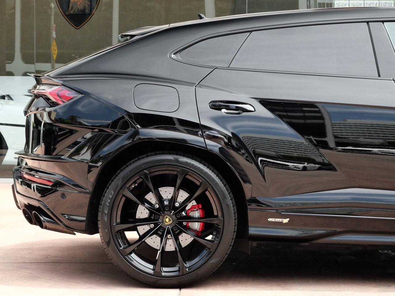 2024 Lamborghini Urus S S Lawrence KS