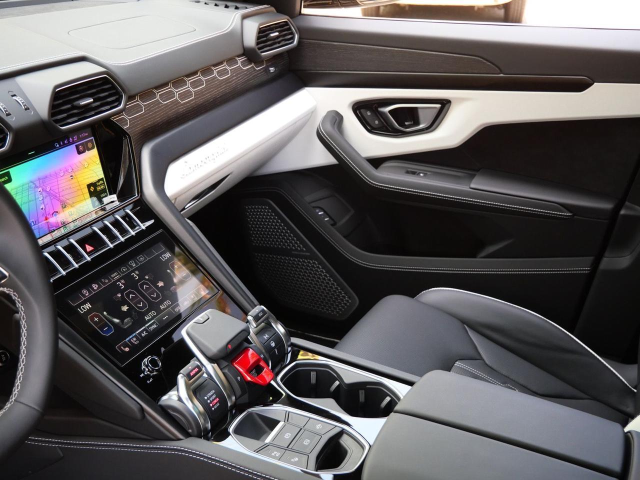 2024 Lamborghini Urus S S Lawrence KS