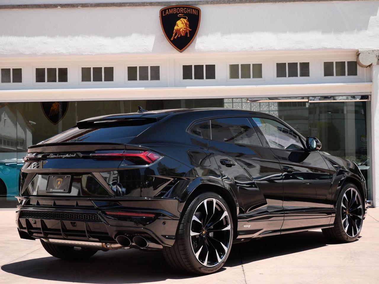 2024 Lamborghini Urus S S