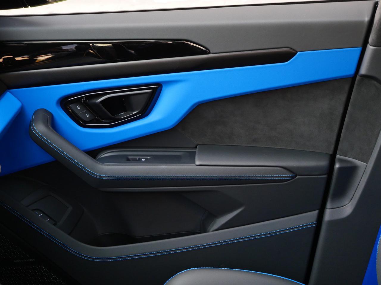 2024 Lamborghini Urus S S Lawrence KS
