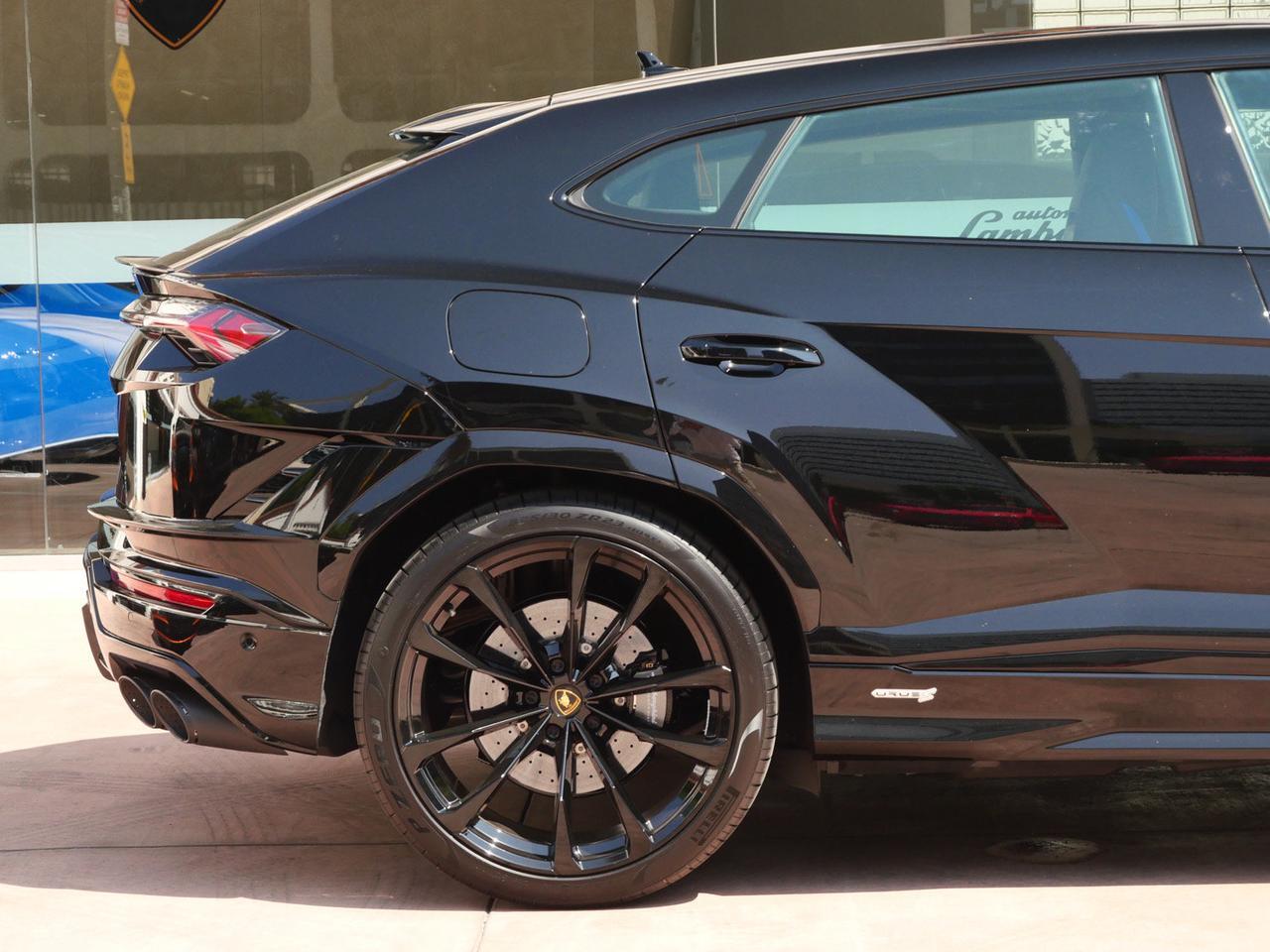 2024 Lamborghini Urus S S Lawrence KS