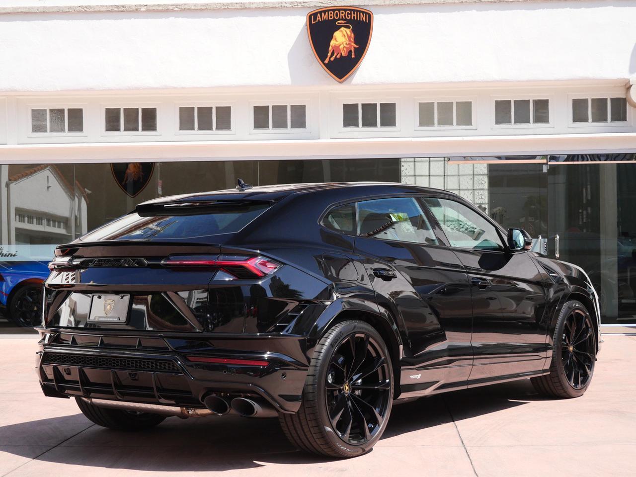 2024 Lamborghini Urus S S