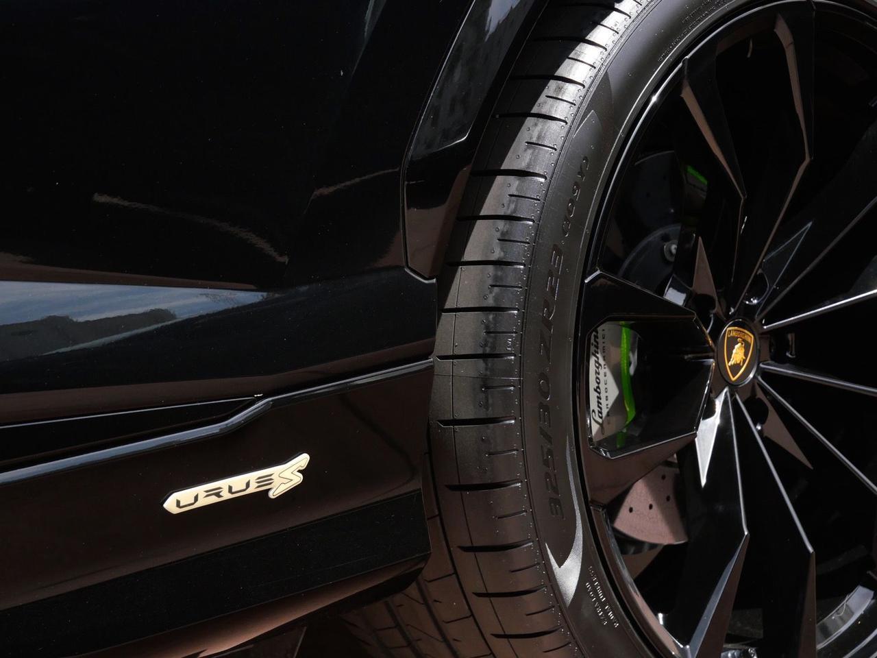 2024 Lamborghini Urus S S Lawrence KS