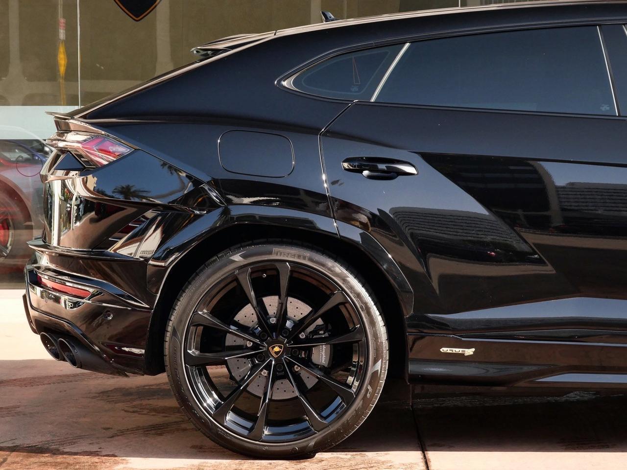 2024 Lamborghini Urus S S Lawrence KS